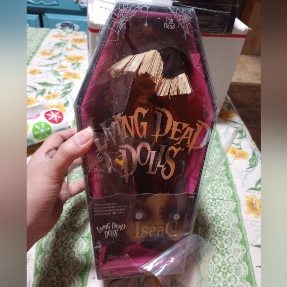Living Dead Doll Issac Mezco series 6 new *Vintage* RARE GOTHIC - Picture 3 of 9